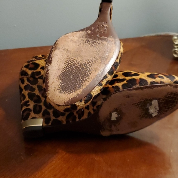 Tory Burch Leopard Wedge - Picture 5 of 11
